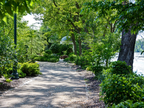 Walking Path to Riverside International Friendship Gardens.