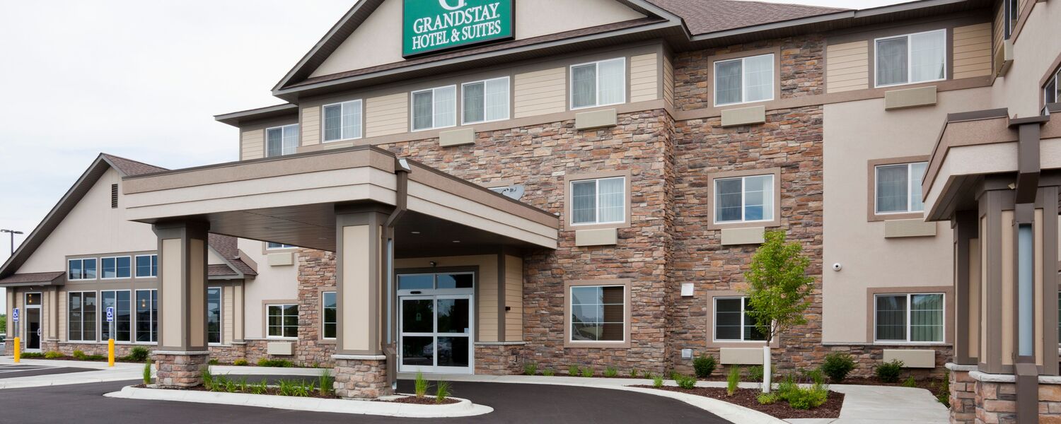 GrandStay Delano