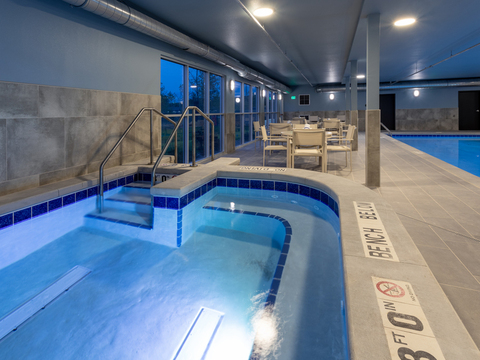 Kaukauna Indoor Whirlpool & Pool